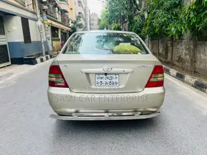 Toyota Corolla 1.5 Sedan Automatic 2002 Gold