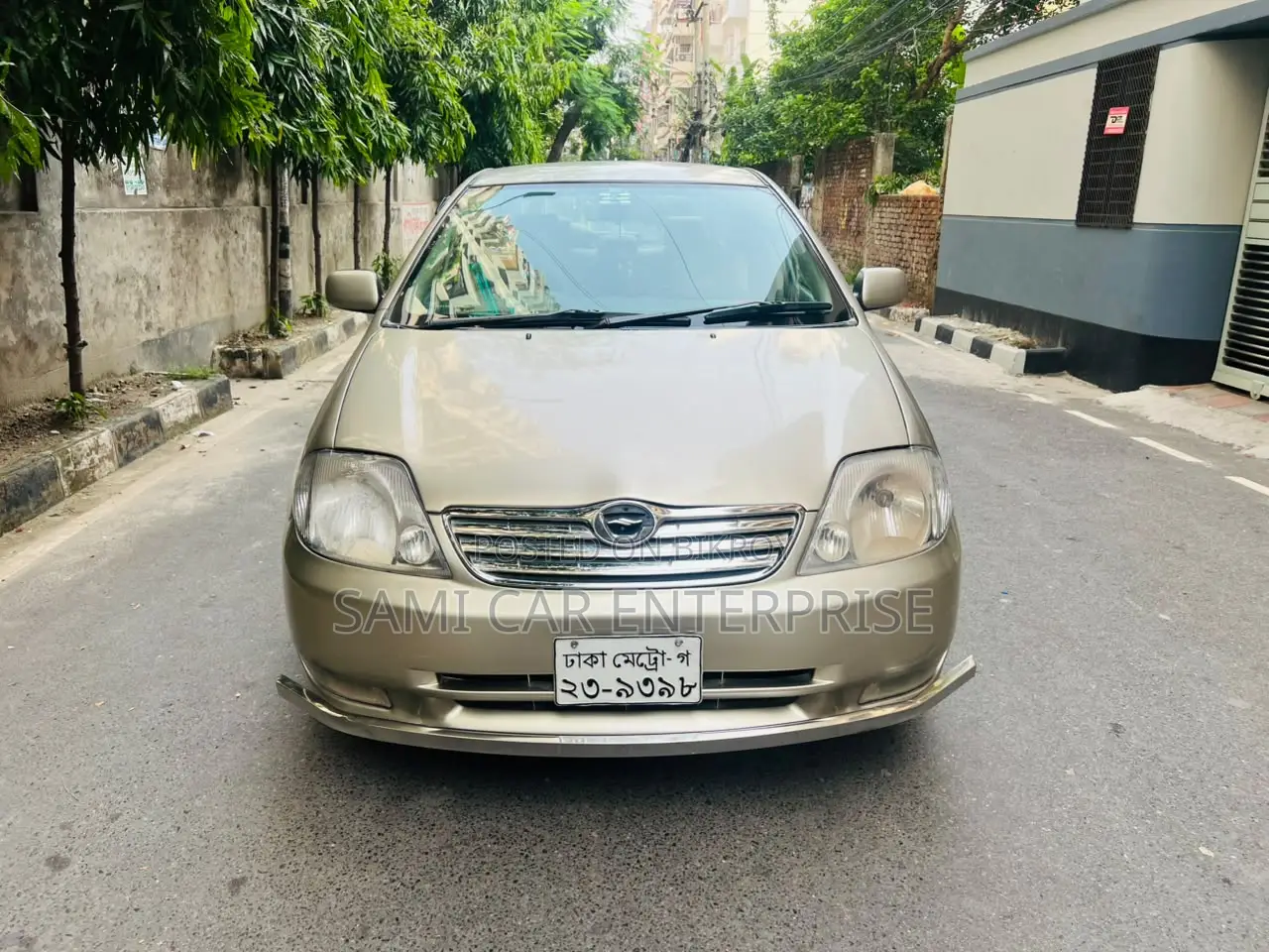 Toyota Corolla 1.5 Sedan Automatic 2002 Gold