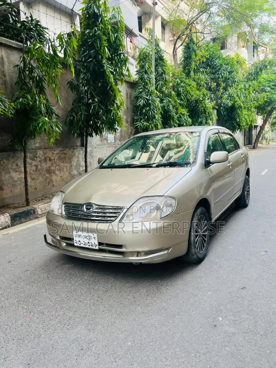 Toyota Corolla 1.5 Sedan Automatic 2002 Gold