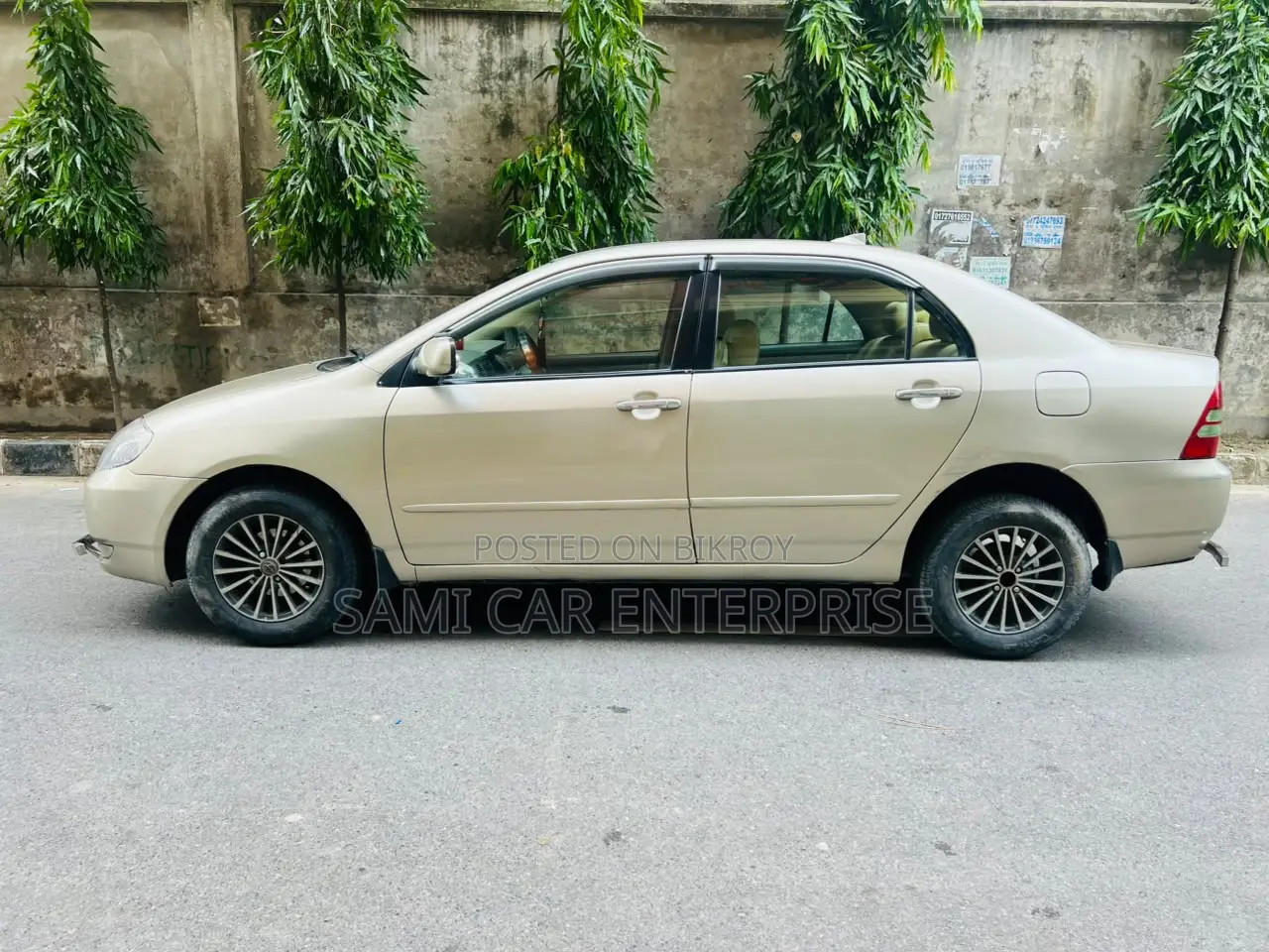 Toyota Corolla 1.5 Sedan Automatic 2002 Gold