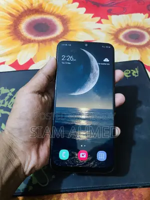 Samsung Galaxy A30 64 GB Black