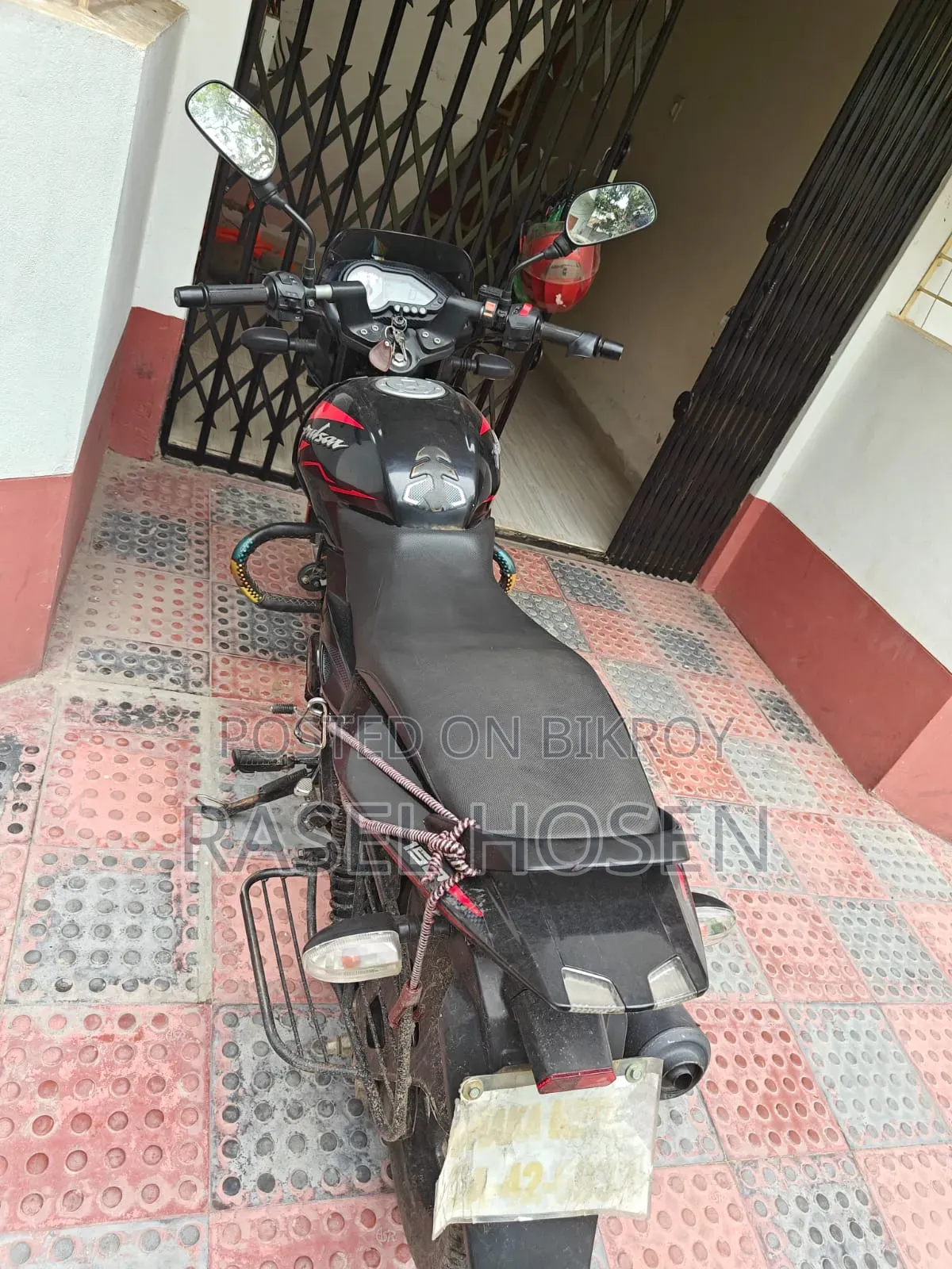 Bajaj Pulsar 150 2023 Black