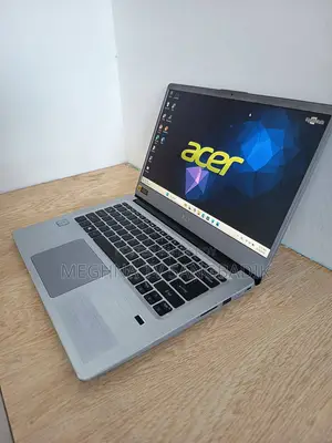 Laptop Acer 3GB Intel SSD 256GB