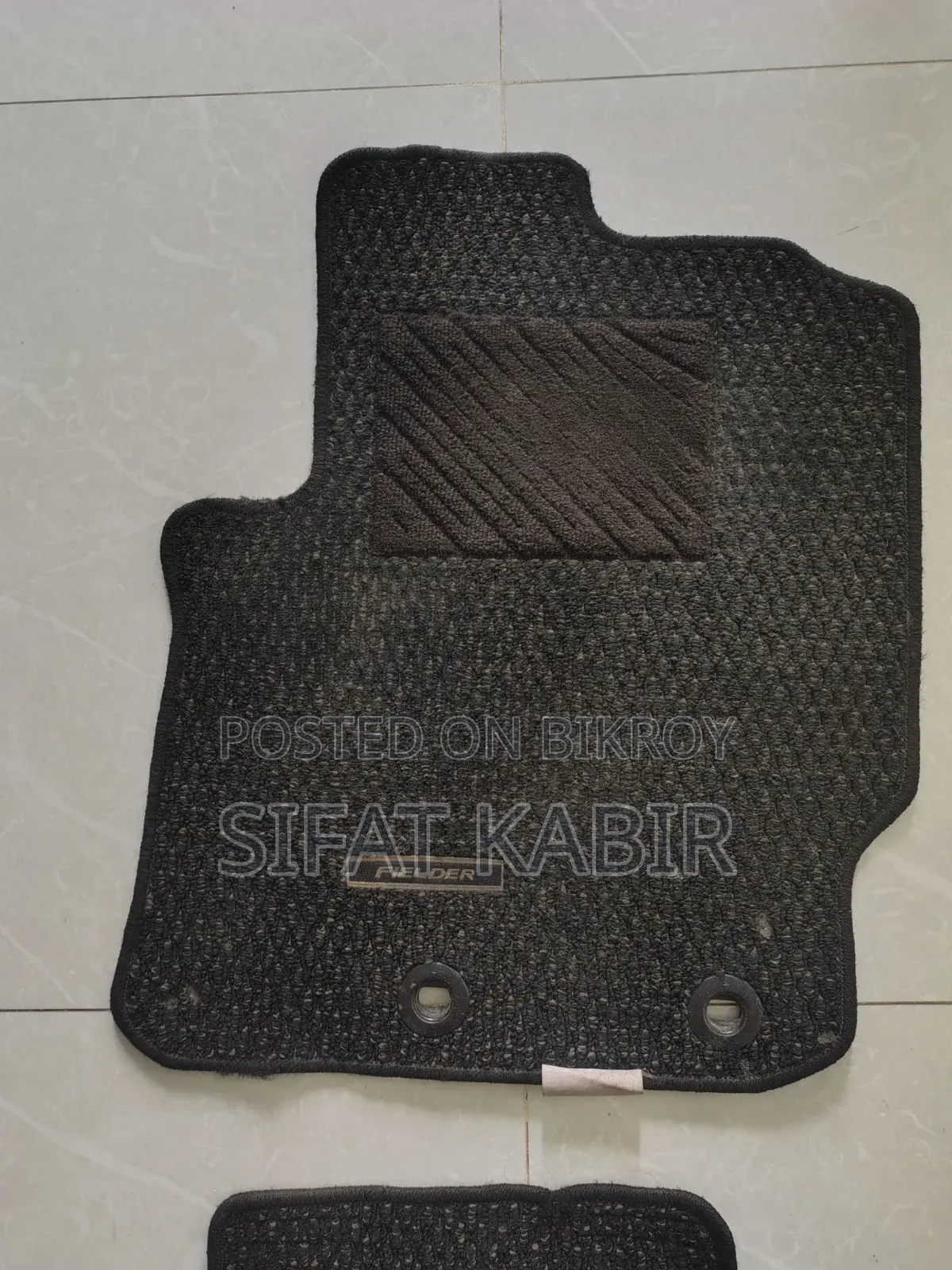 Fielder Car Floor Mat