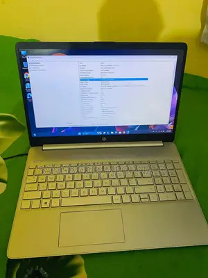 Laptop HP 4GB Intel SSD 500GB