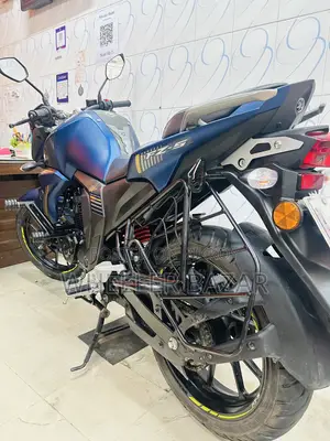 Yamaha FZ 2025 Blue