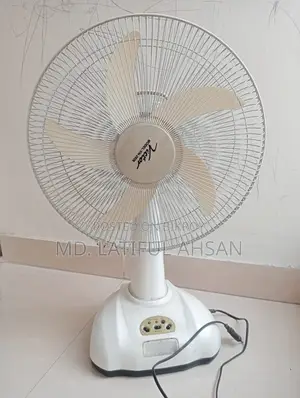 Victor Charger Table Fan