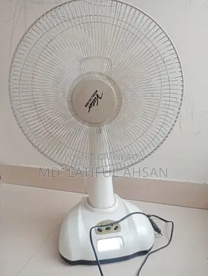 Victor Charger Table Fan