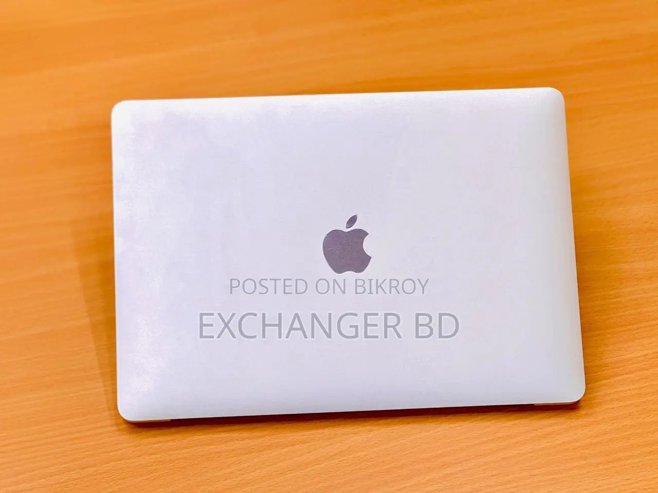 Laptop Apple MacBook 2020 8GB Apple M1 SSD 256GB