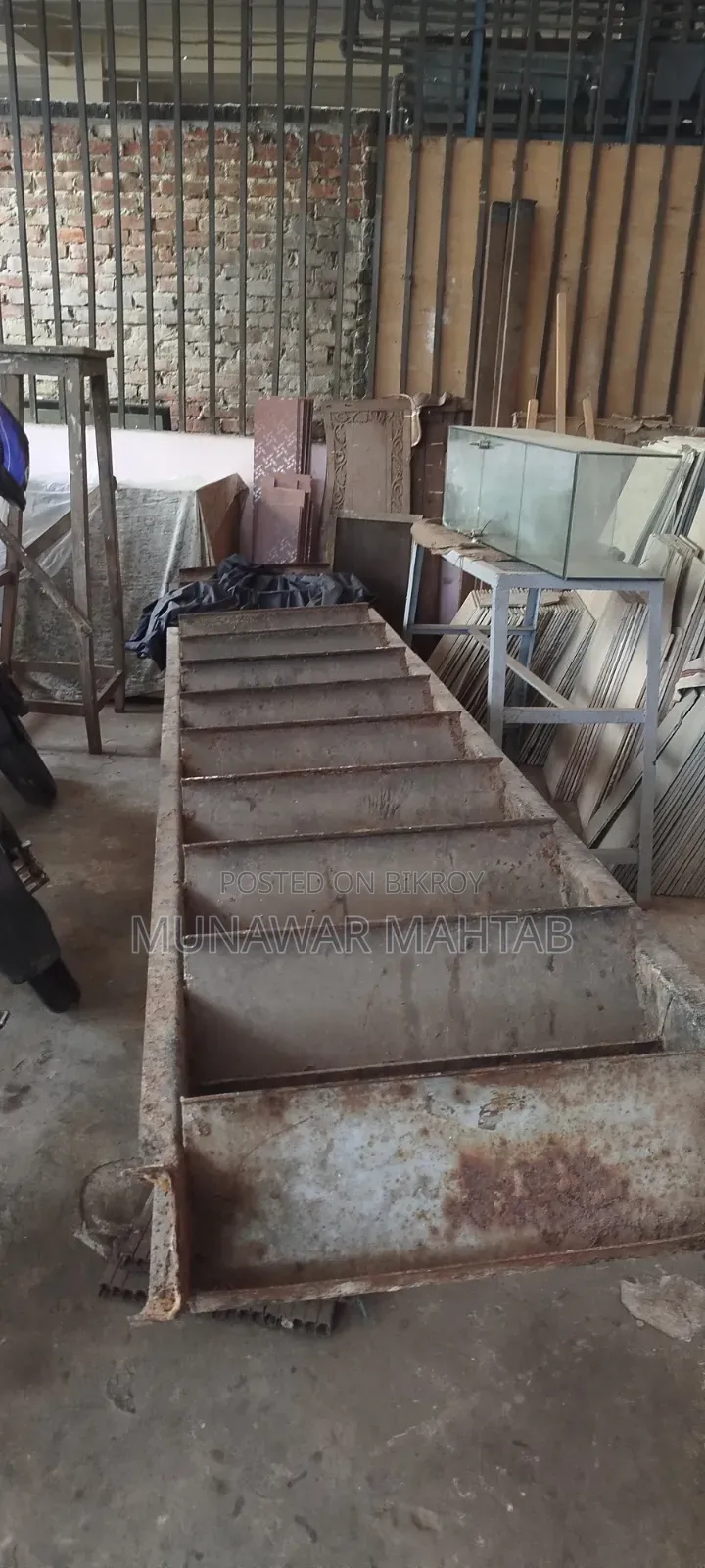 লোহার সিঁড়ি
