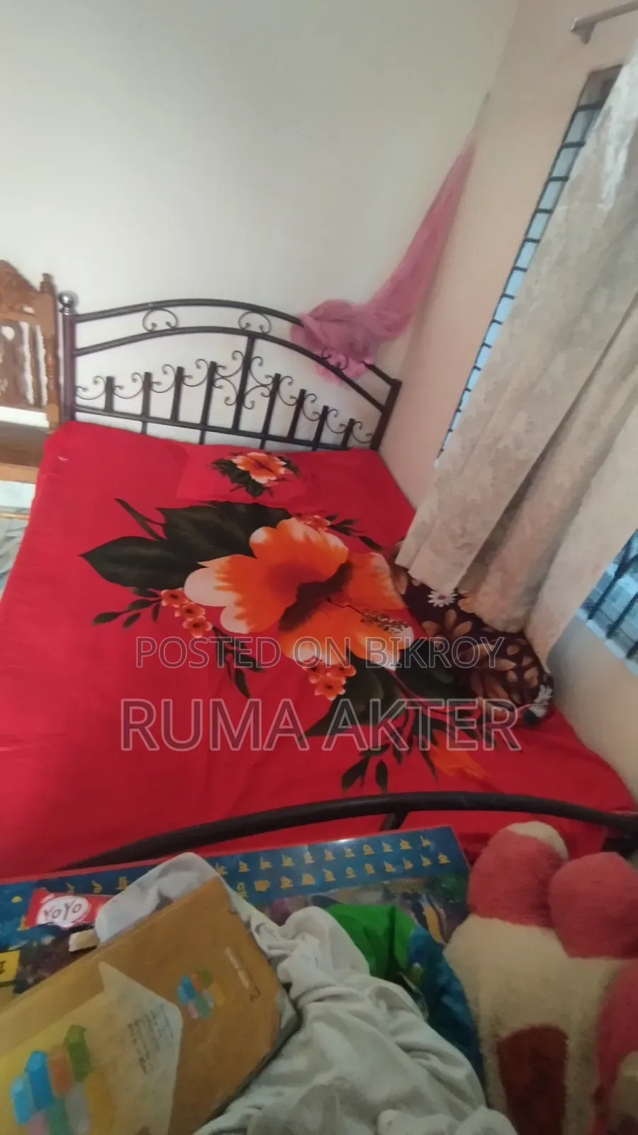 একটি লোহার খাট বিক্রি করা হবে