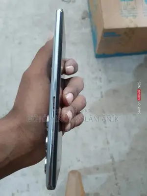 Tecno Camon 40 Pro 4G 256 GB নীল