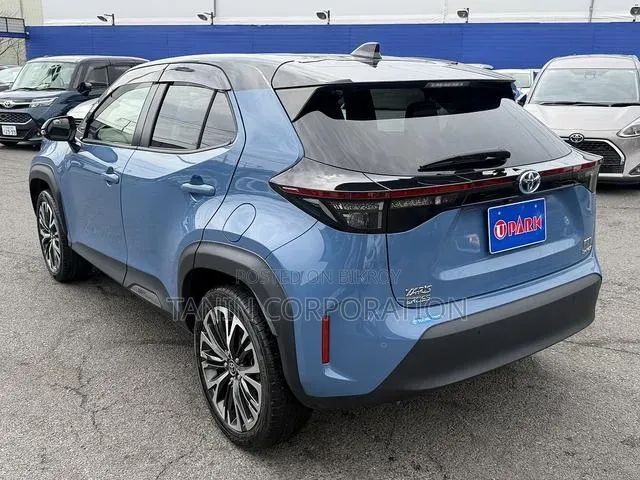 Toyota Yaris Cross 2021 Blue