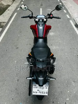 Honda Hornet 2025 Red