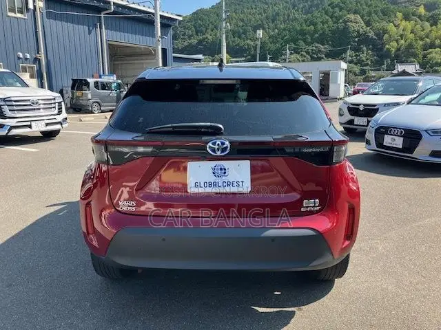 Toyota Yaris Cross 1.5 Hybrid FWD 2022 Red