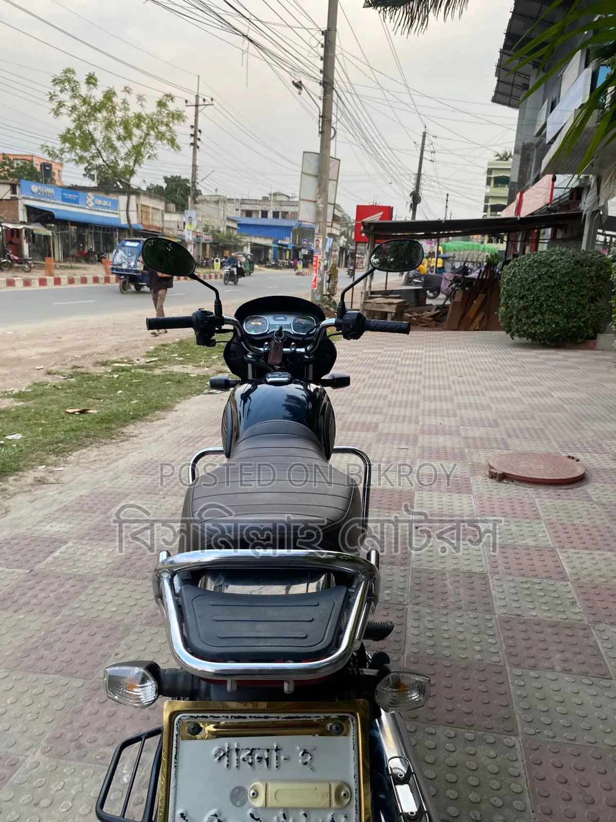 New TVS Radeon 2022 Black