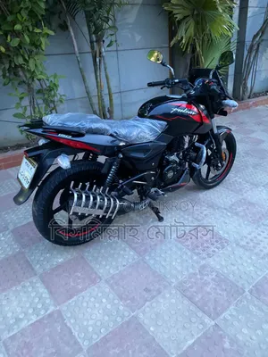 New Bajaj Pulsar 150 2023 Black