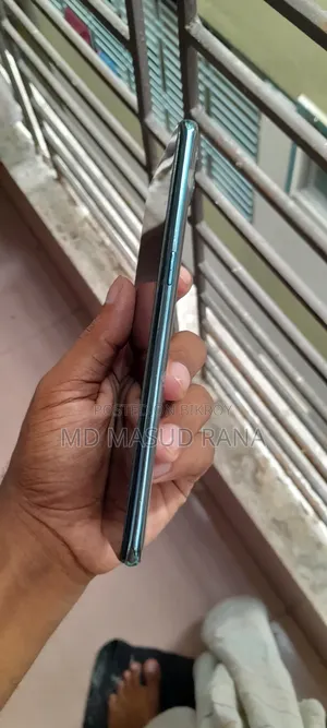 Oppo F17 Pro 128 GB