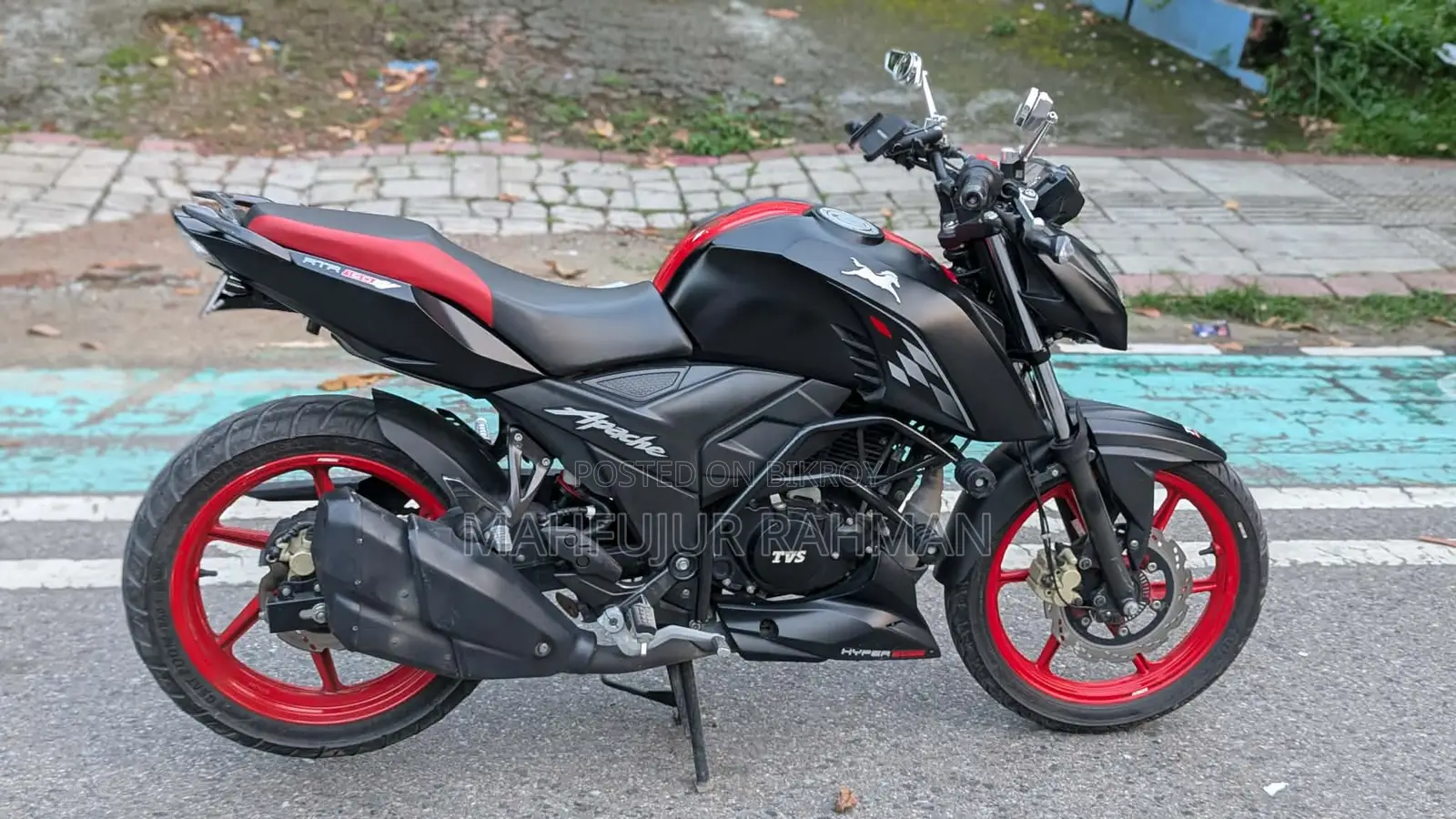 TVS Apache RTR 160 4V Fi 2024 Black