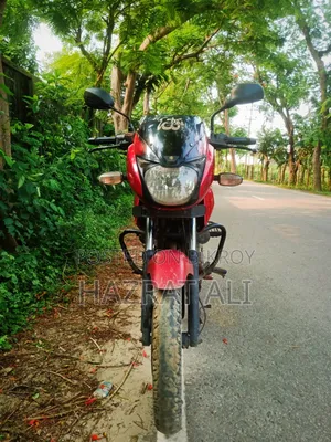 Bajaj Pulsar 150 2013 Red
