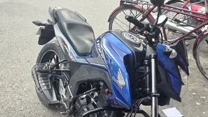 Honda Hornet 2022 Blue