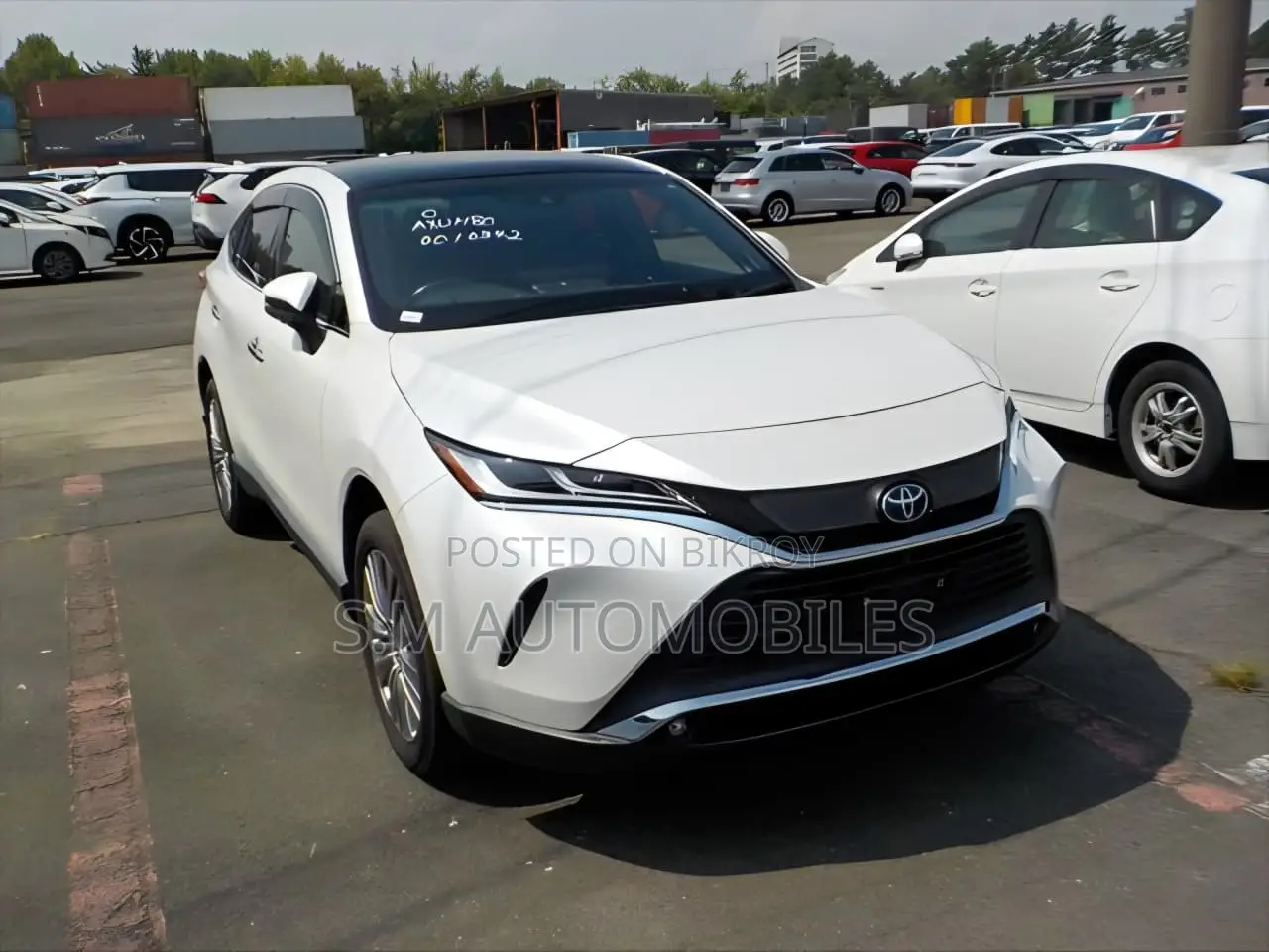 Toyota Harrier 2.5 Hybrid 2020 হোয়াইট