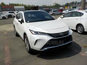 Toyota Harrier 2.5 Hybrid 2020 হোয়াইট