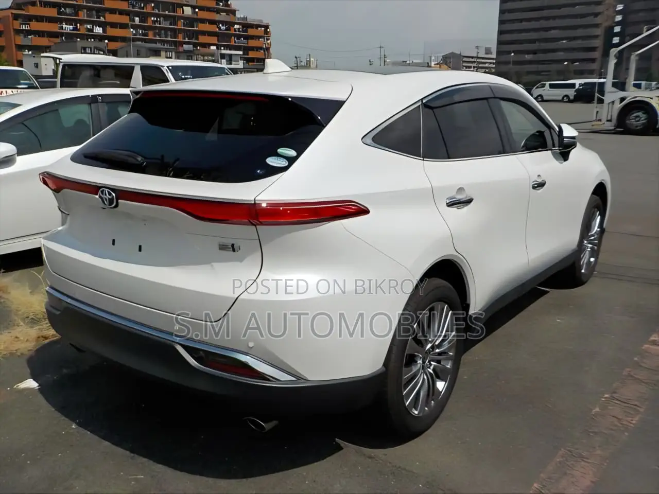 Toyota Harrier 2.5 Hybrid 2020 হোয়াইট