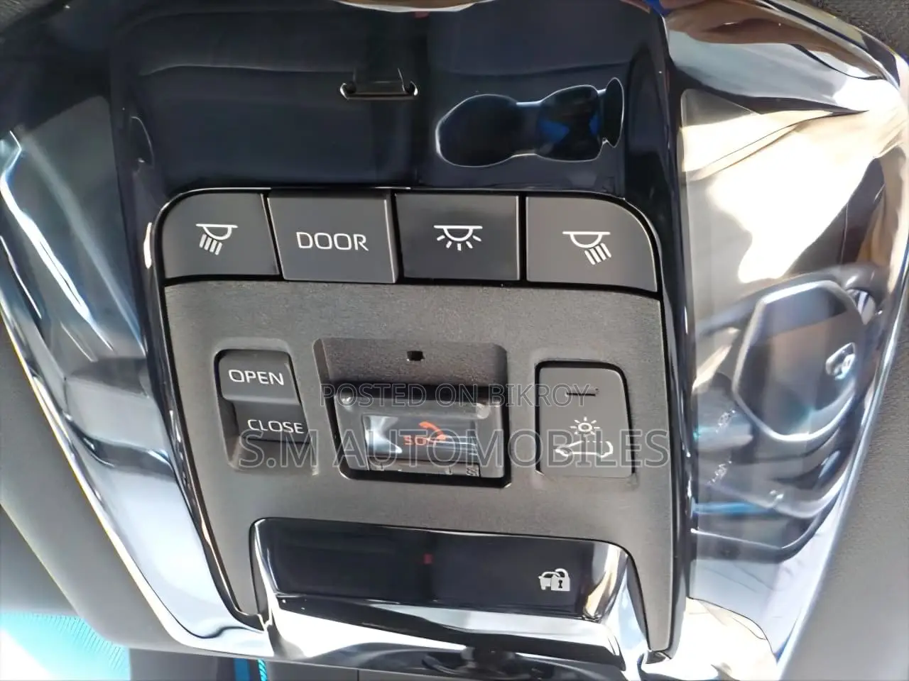 Toyota Harrier 2.5 Hybrid 2020 হোয়াইট