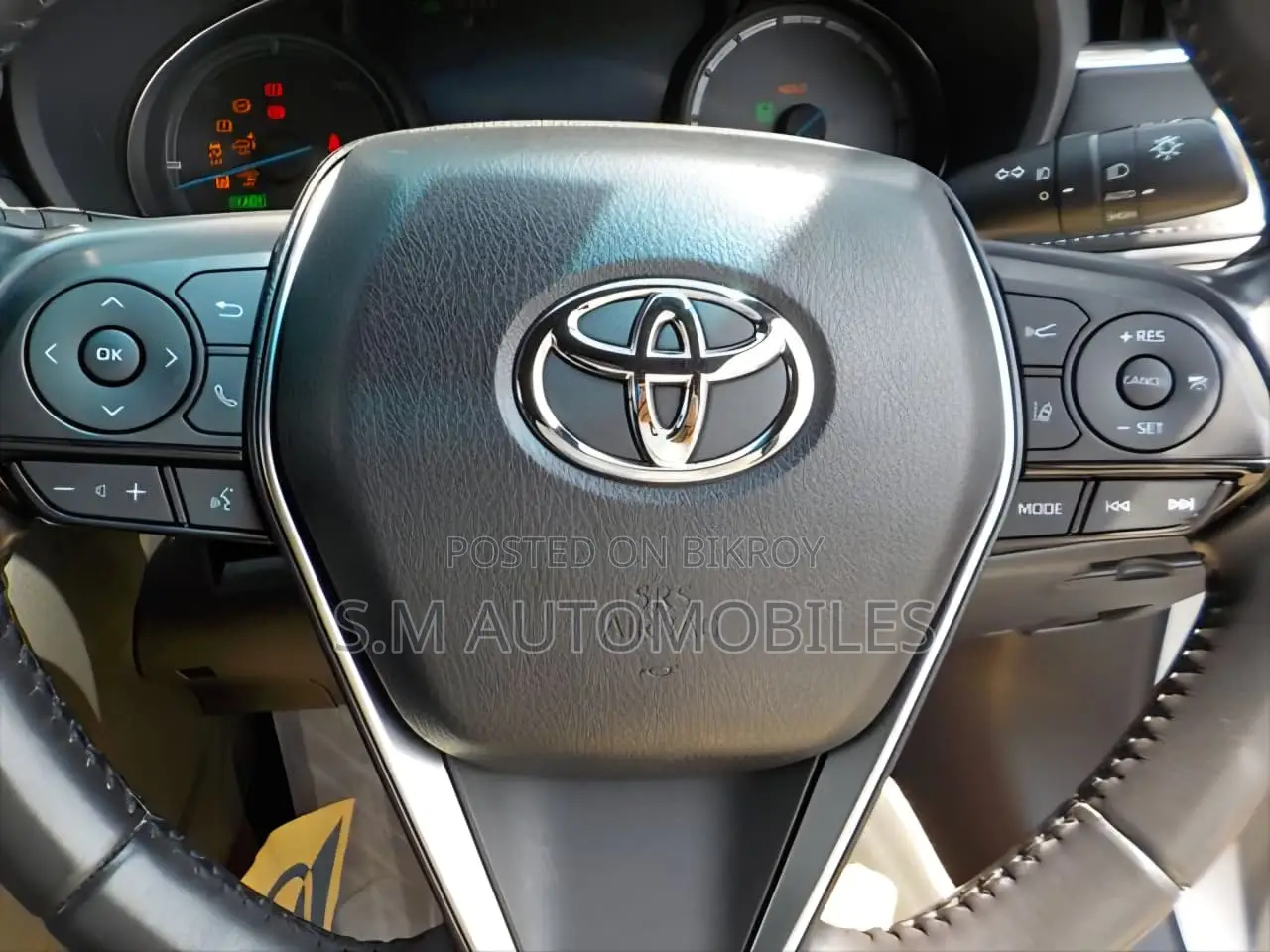 Toyota Harrier 2.5 Hybrid 2020 হোয়াইট