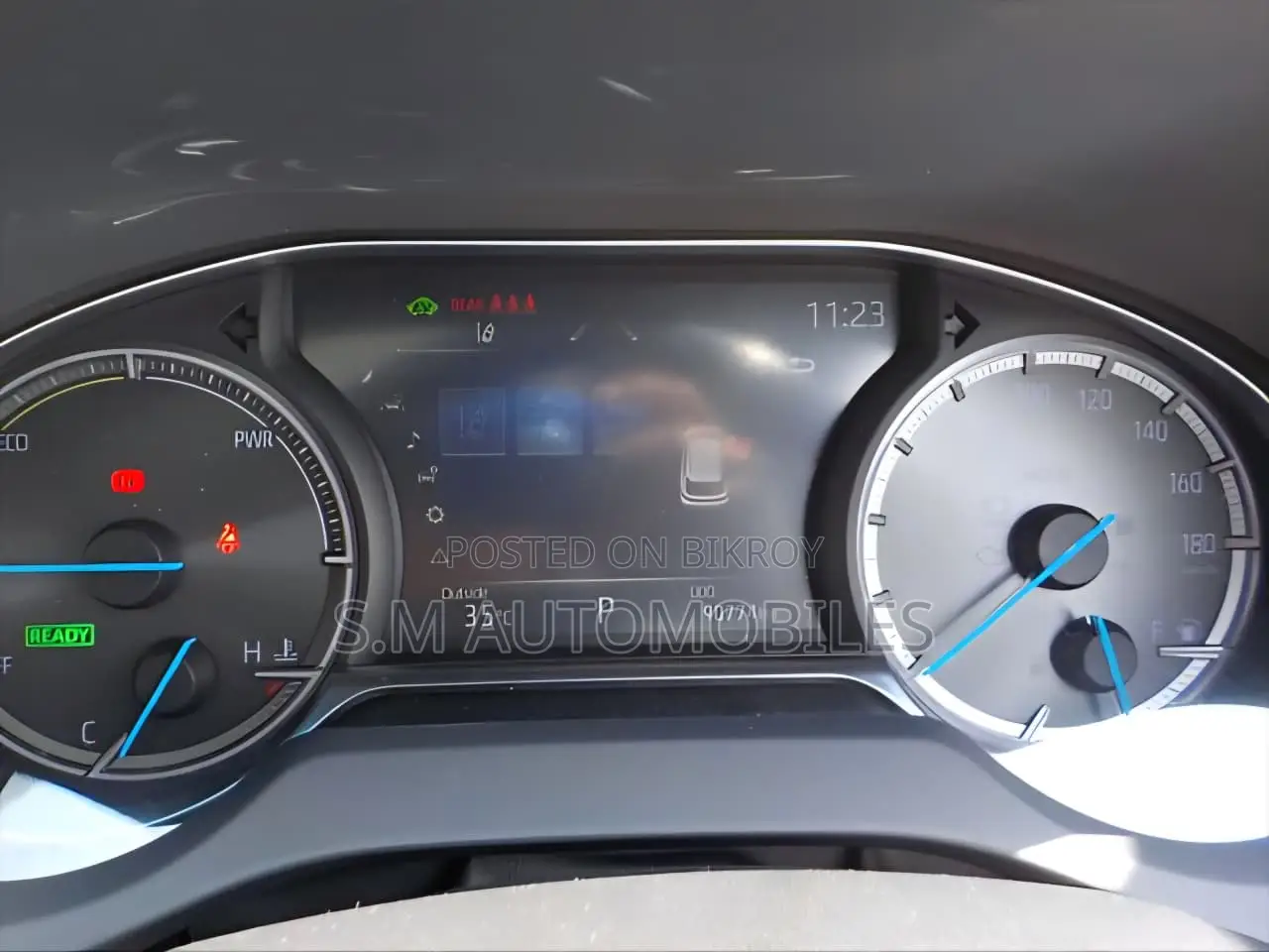 Toyota Harrier 2.5 Hybrid 2020 হোয়াইট