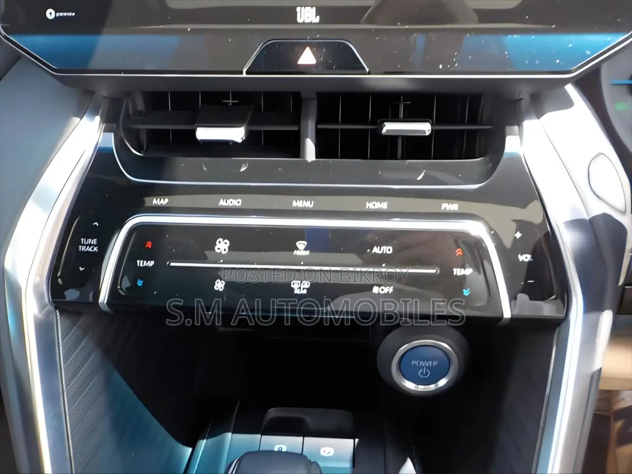 Toyota Harrier 2.5 Hybrid 2020 হোয়াইট