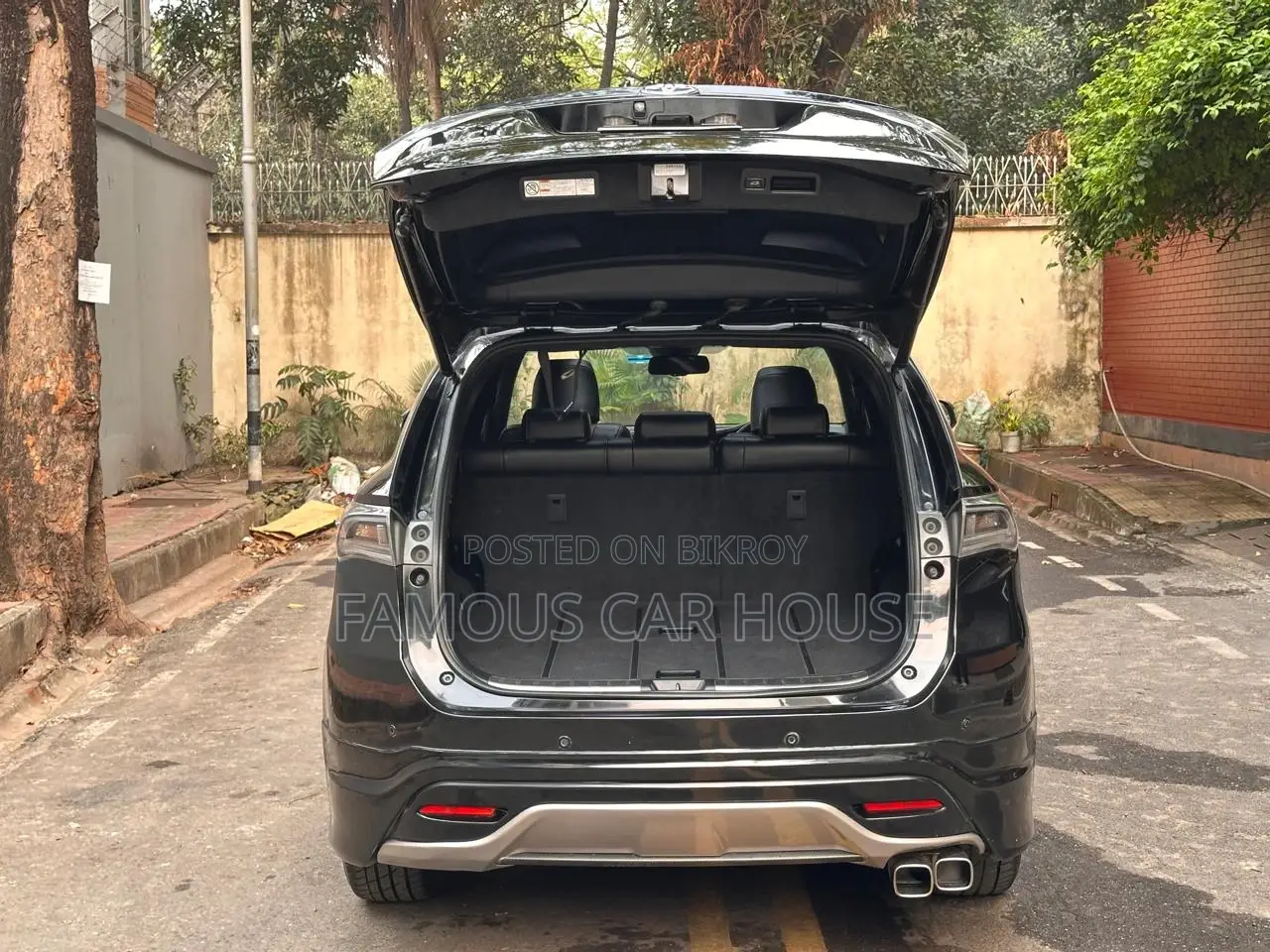 Toyota Harrier 2.0 4WD 2015 Black