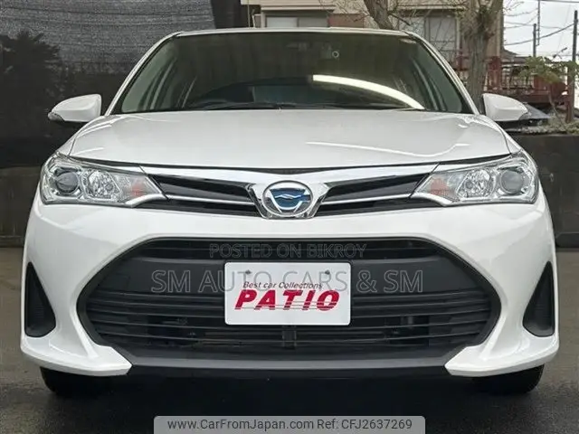 Toyota Corolla Fielder 1.5 Hybrid FWD 2021 White