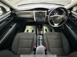 Toyota Corolla Fielder 1.5 Hybrid FWD 2021 White