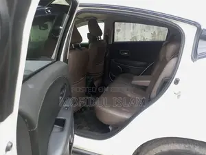 Honda Vezel 2014 Pearl