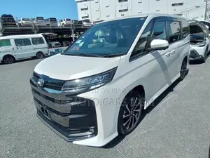 Toyota Noah 2023 Pearl
