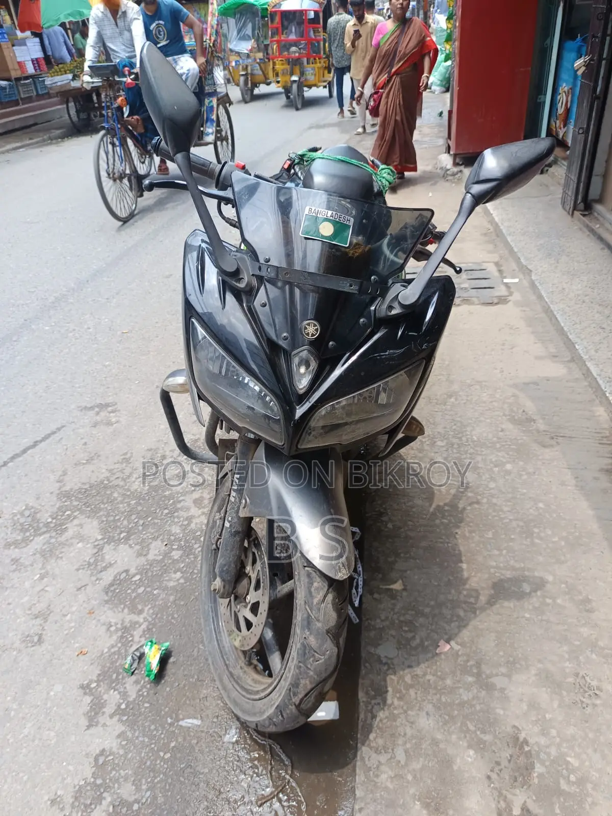 Yamaha 2017 Black