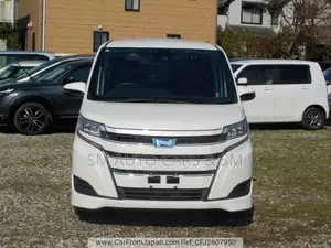 Toyota Noah 1.8 FWD Hybrid (7 seater) 2021 White