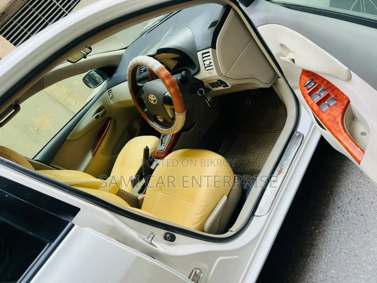 Toyota Axio 1.5 G 2WD 2010 White