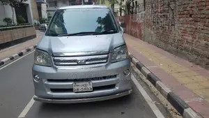 Toyota Noah 2002 White