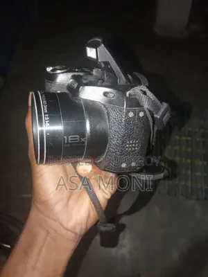 ক্যামেরা বিক্রি হবে