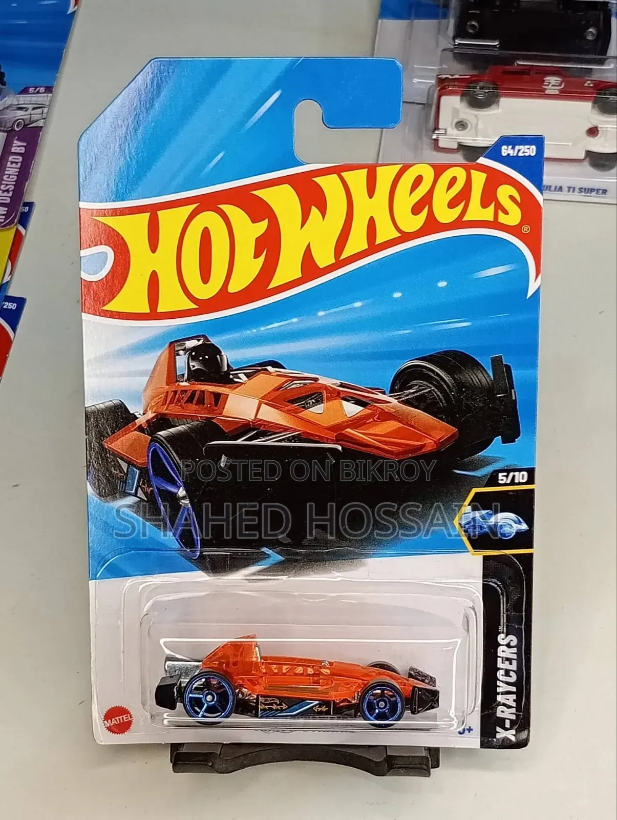 Everything is sold as single pieces here