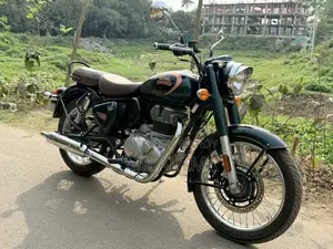 Royal Enfield Classic 350 2025 Green