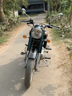 Royal Enfield Classic 350 2025 Green