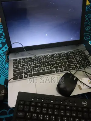 Laptop Asus VivoBook Max X541UA 4GB Intel Core I3 SSD 256GB