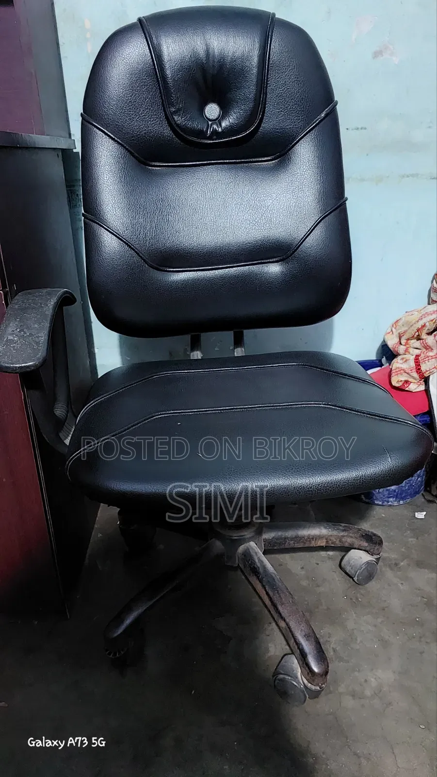 Sitting Chair