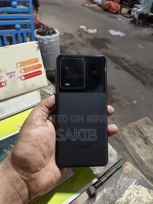 iQOO 256 GB Black