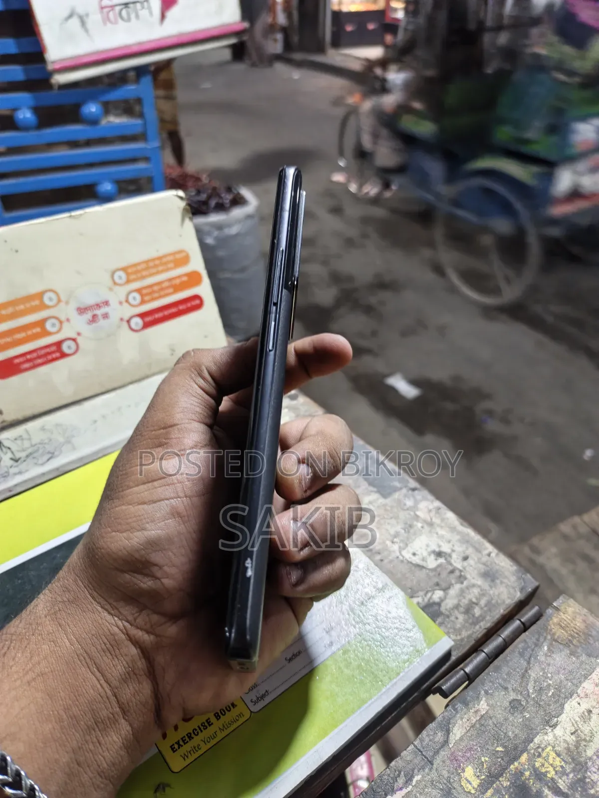 iQOO 256 GB Black