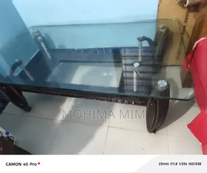 বড় সাইজের টি টেবিল